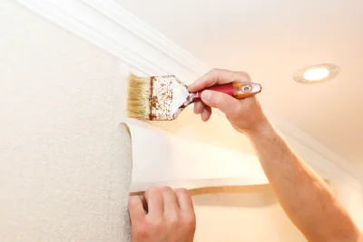 Pose de papier peint à Marnoz — revêtements muraux et toiles de verre